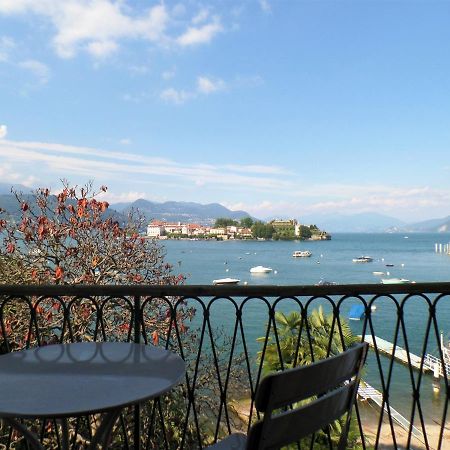 La Baia Apartment Stresa Bagian luar foto