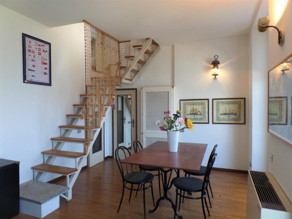 La Baia Apartment Stresa Bagian luar foto