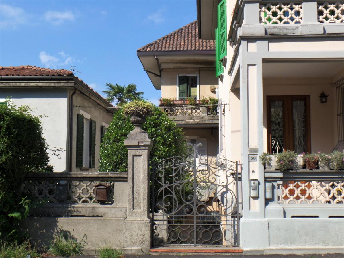 La Baia Apartment Stresa Bagian luar foto