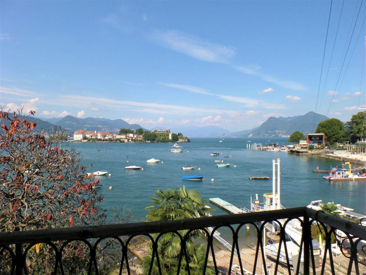 La Baia Apartment Stresa Bagian luar foto