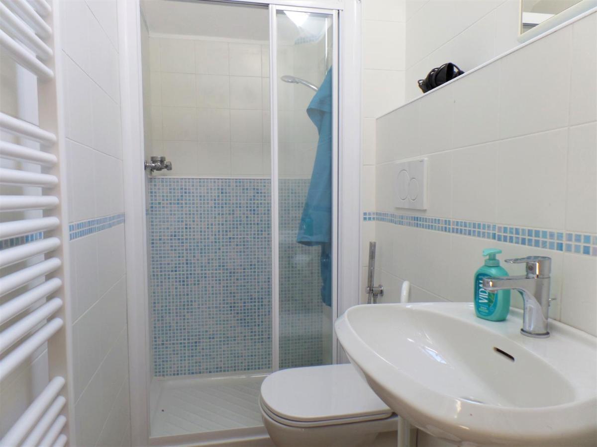 La Baia Apartment Stresa Bagian luar foto