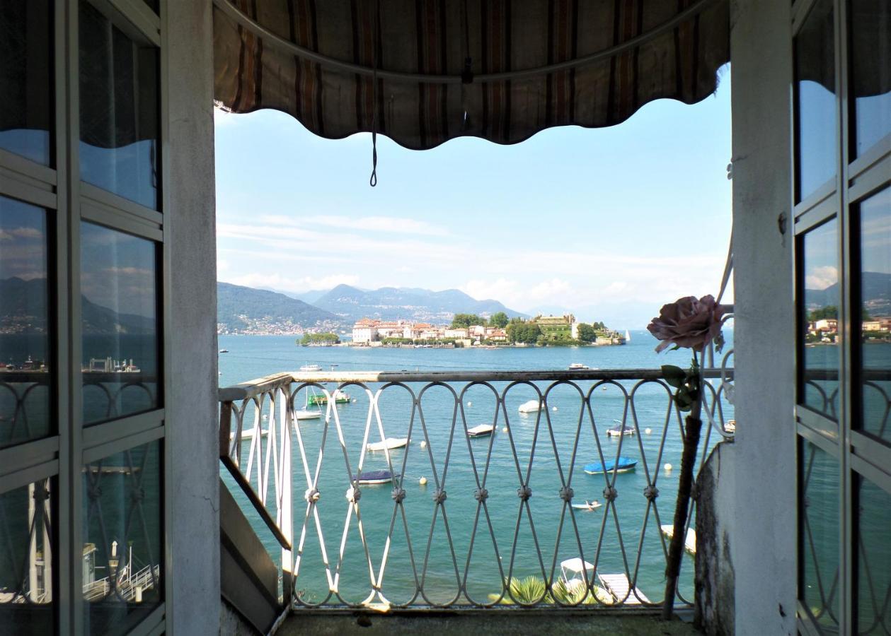 La Baia Apartment Stresa Bagian luar foto