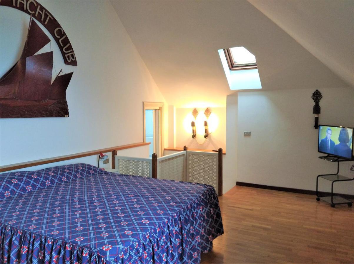 La Baia Apartment Stresa Bagian luar foto